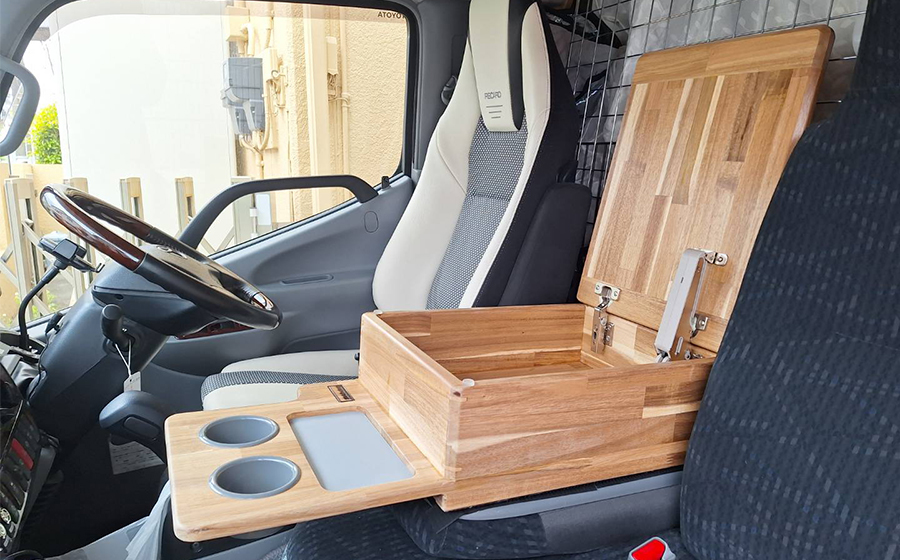 コンソールボックス1セット | -キャンピングカーテーブルを中心とした